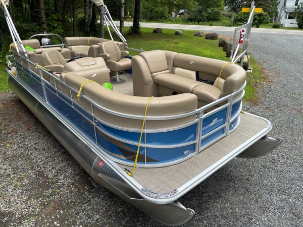 Princecraft LX 22 R DH 60 HP $10,000 OFF (2) - Image 2