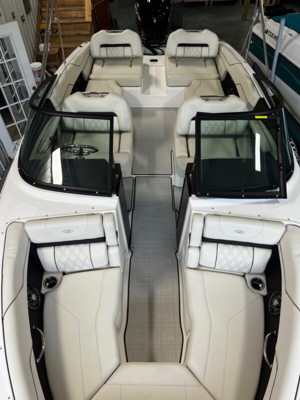 2025 Regal LX2 with Yamaha 200HP VMAX SHO $10,000 OFF - Image 2